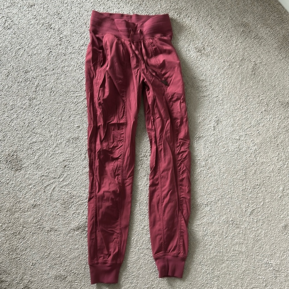 Lululemon joggers